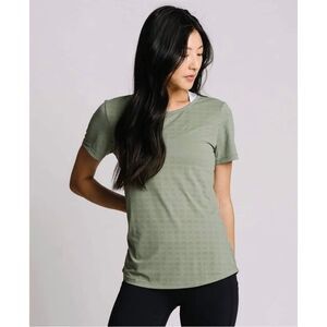 ZYIA Active Light Green Sage Box Swoop Athletic Tee Size Small Gym Workout